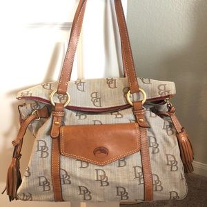 Dooney & Bourke Purse